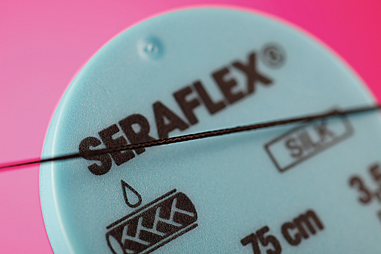 SERAFLEX non-absorbable suture